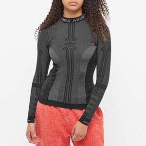 Aries Arise Women's Long Sleeve Column Base Layer Top in Black XS